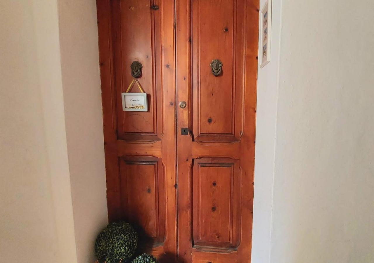 ポルト・サント・ステーファノCasa Valeriaアパートメント エクステリア 写真